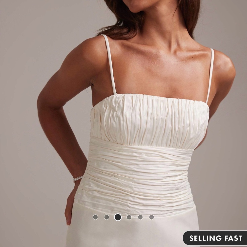 ASOS Ivory Strapless Column Gown - Picture 4 of 10